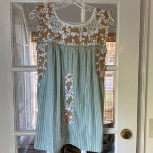 Mi Golondrina Hand Embroidered Top